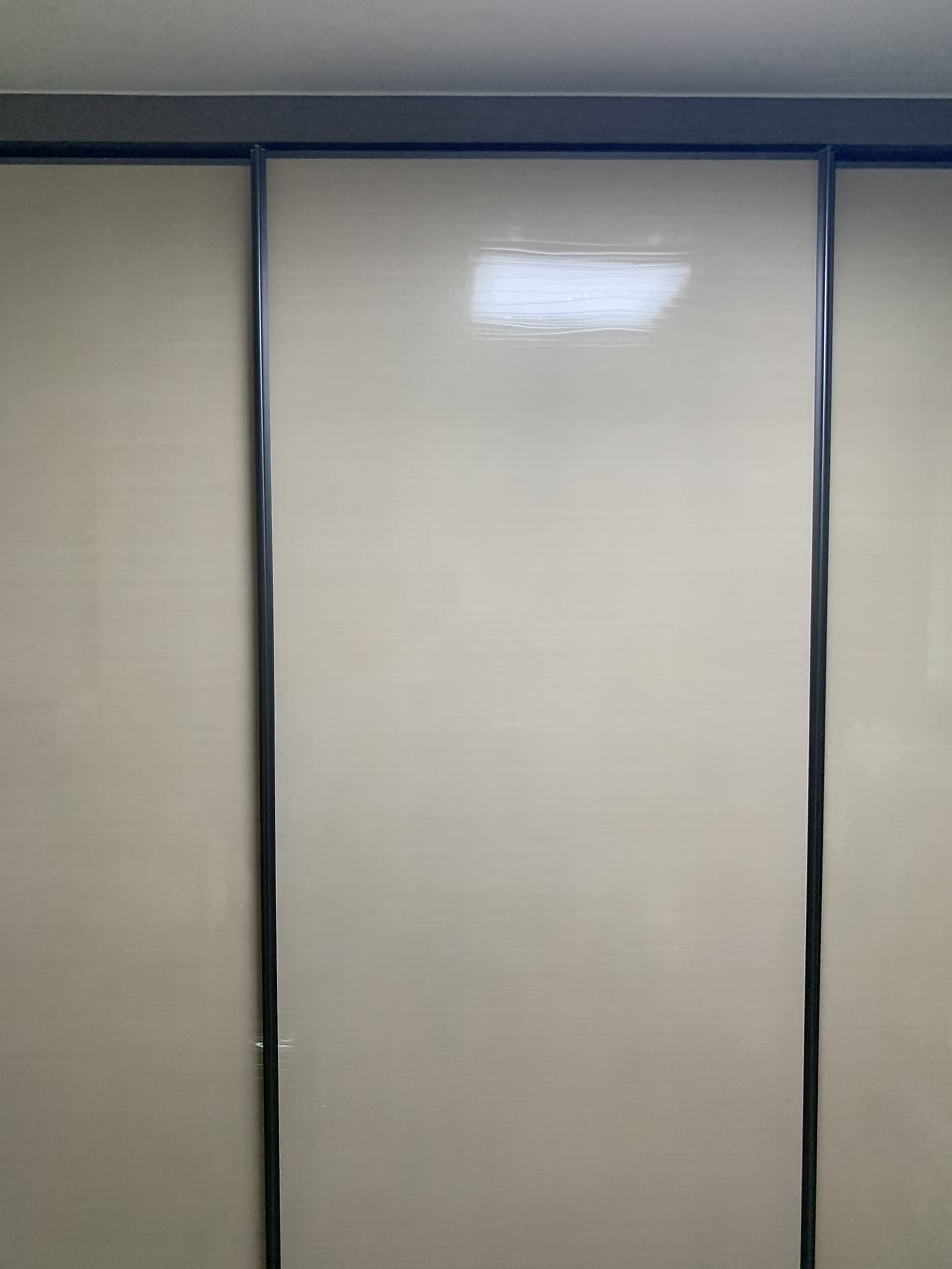 붙박이장슬라이딩 미닫이문수리
