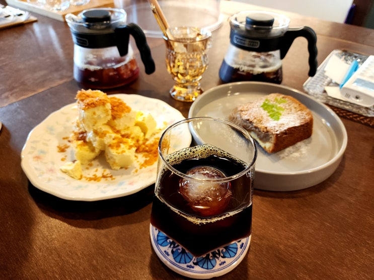  부산 남포 카페 페어링 메뉴가 있는 필터 커피 맛집 광복동12시