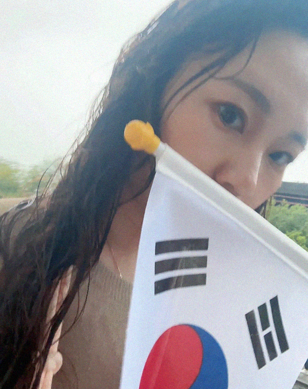 크리스탈 패드 배송안내 / 파리 올림픽 <b>개막식</b>에 다녀왔어요!