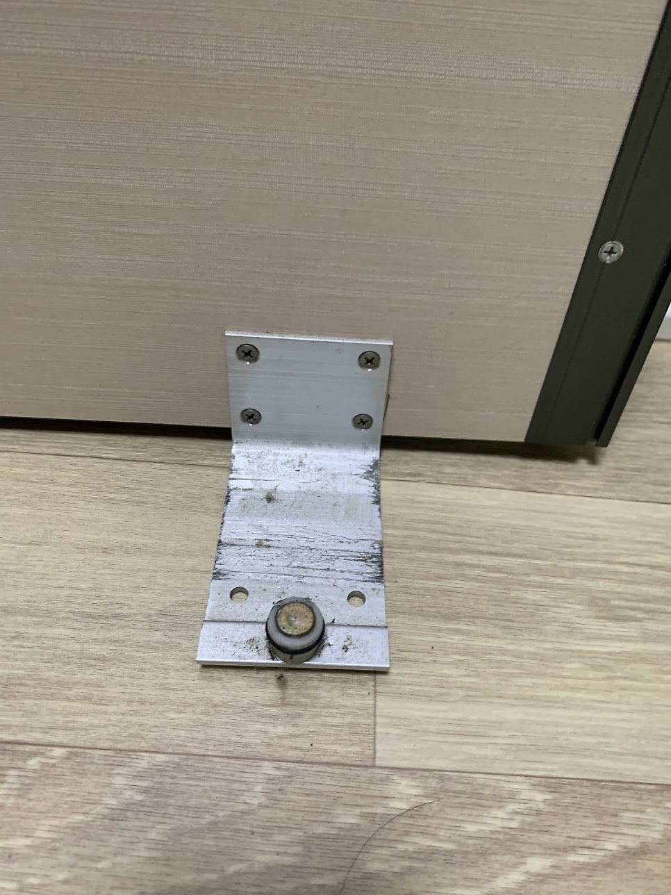 붙박이장슬라이딩 미닫이문수리