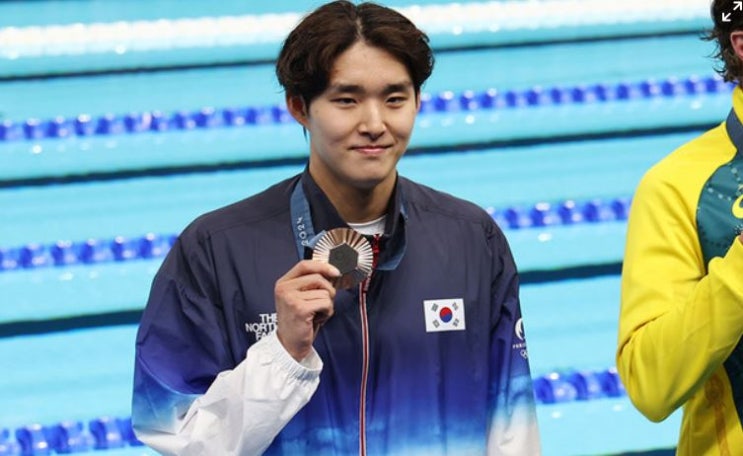 <파리올림픽> <b>김우민 자유형</b> 400m 동<b>메달</b> 획득... 