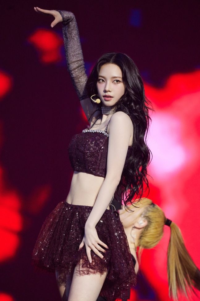 <b>에스파 카리나</b>, 건강이상...日콘서트 <b>불참</b>