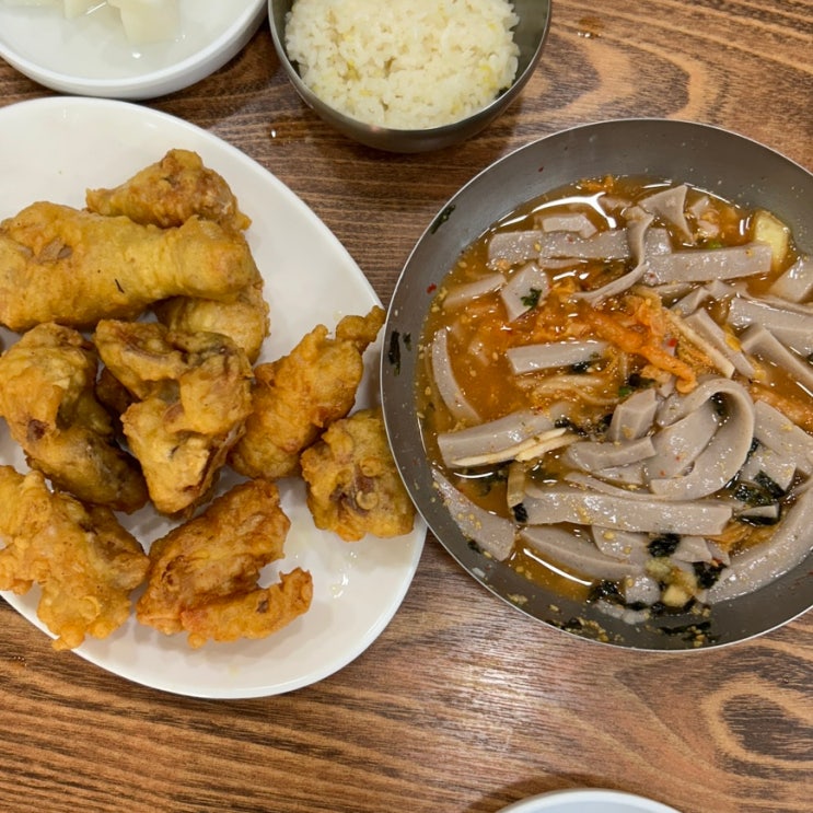 [호산동 맛집] 묵과 치킨이 맛있는 강창역 노포 맛집 “진짜메밀묵집&하바드치킨”