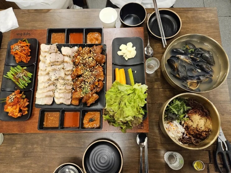  왕십리보쌈맛집_귀한족발 왕십리점