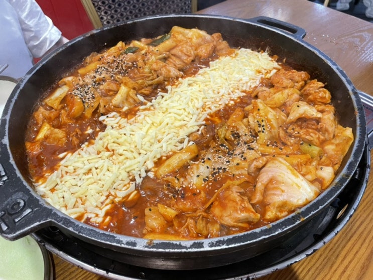  [홍대 닭갈비] 장인닭갈비 홍대점 웨이팅 맛집 후기