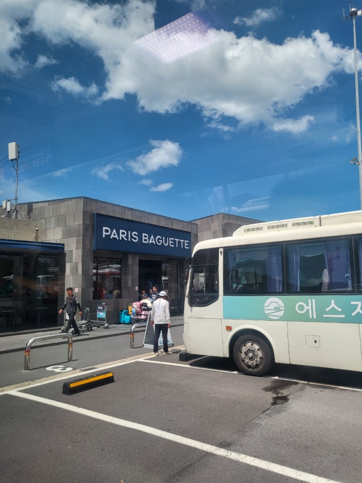  김포공항 신상매장 대한항공 새 비행기 제주도 날씨 소식