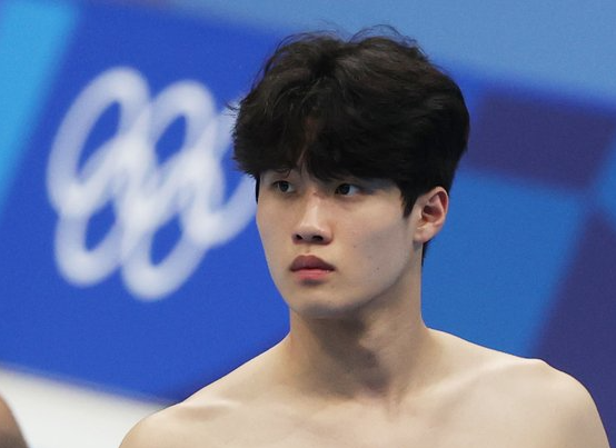 <b>황선우 자유형</b> 200m 출전, 단 0.04초 차이로 아쉽게 <b>결승진출</b>... 