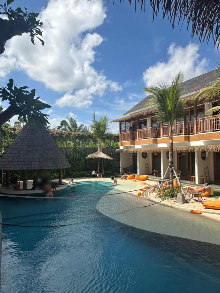 발리 짱구 Roomates Hostel in Canggu 룸메이츠호스텔 창구