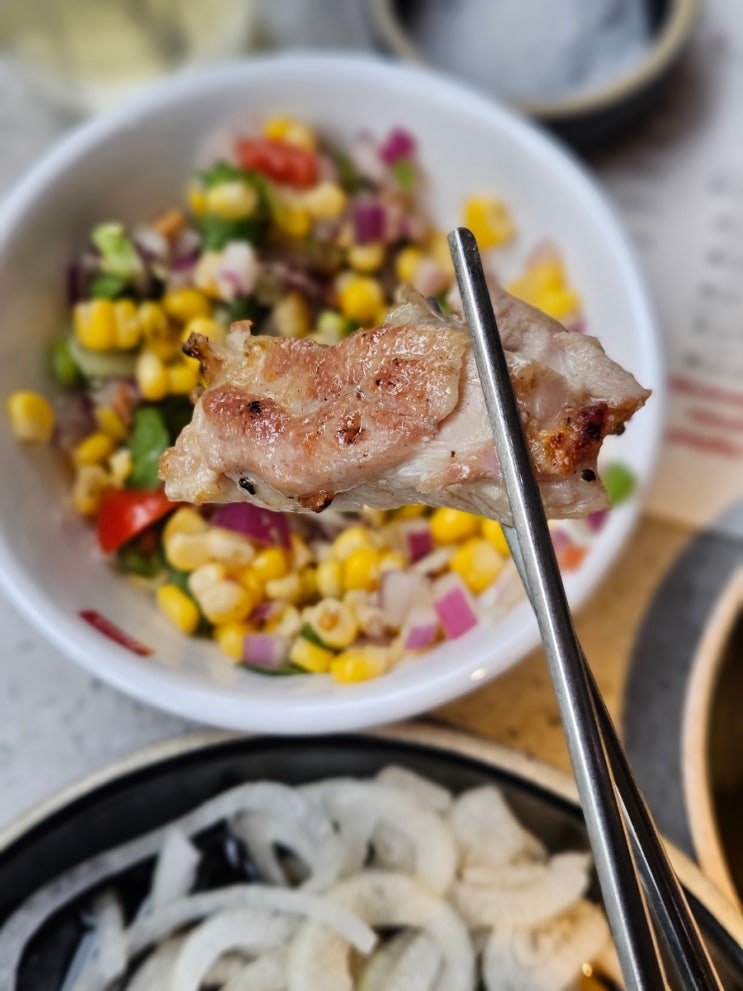  청담동맛집 hen 소금 숯불 닭구이 하이볼 후기 압구정로데오거리 가볼만한곳 추천