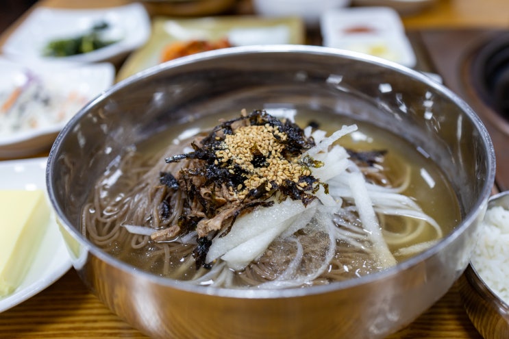 [염창동, 염창역 맛집] 택배 판매도 하는, 김치가 특별한 보쌈수육 가성비 막국수 맛집, <맛깔>