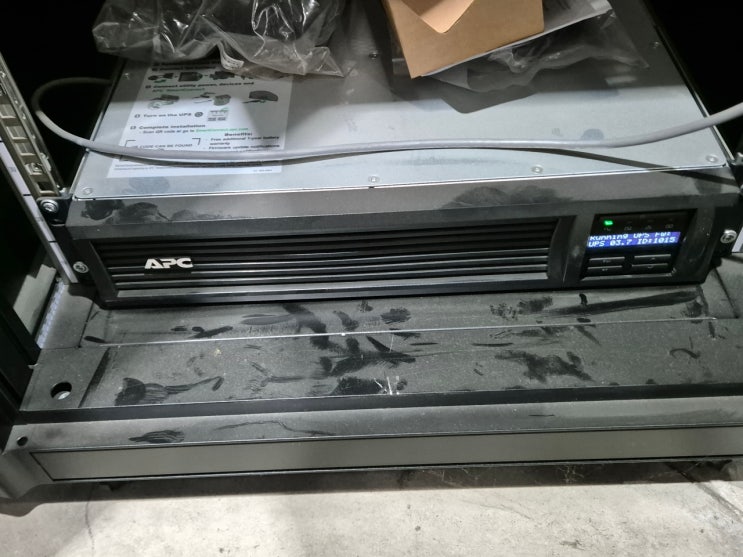  APC UPS SMT 3000RMI  Battery 및 Management Card 교체