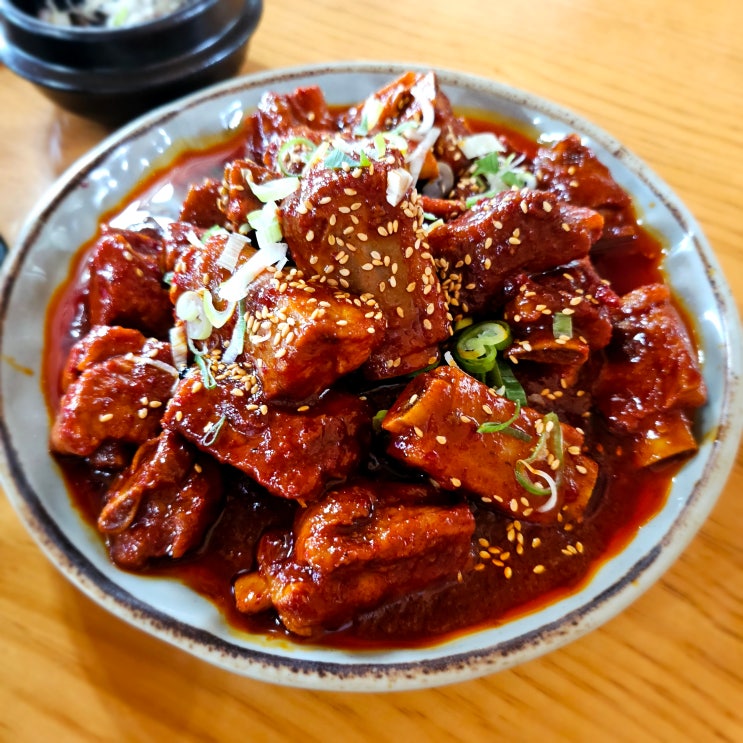  파주 마장호수 맛집 청국장 우렁쌈장이 맛있는 출렁다리웰빙건강쌈밥