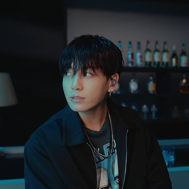 News image: 100M for Closer to You & 2 new records