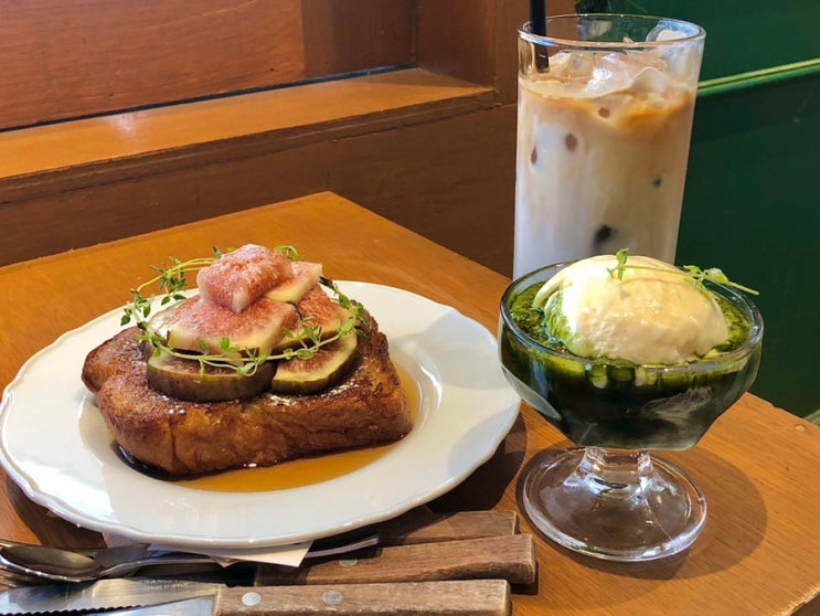  대구 동성로 반월당 카페 프렌치토스트 맛집 플루니