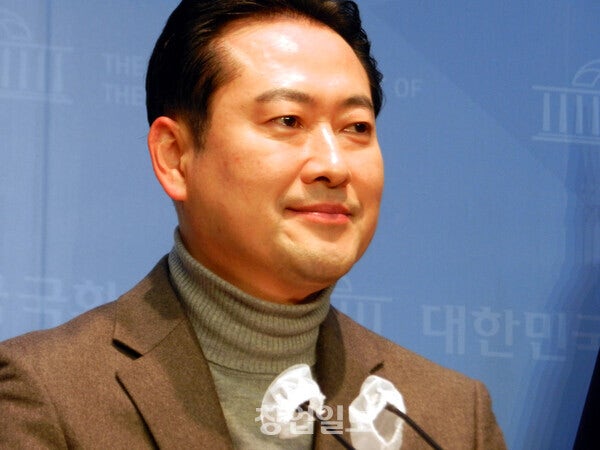 <b>장동혁</b>,‘석탄화력발전소 폐지지역 지원에 관한 <b>특별법</b>’재발의