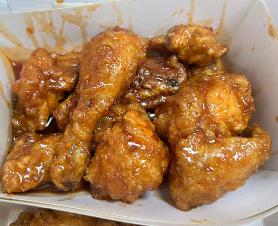 호식이두마리치킨 고척1호점 사진 4