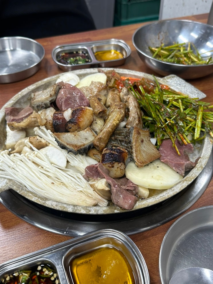 신도림 맛집 ｜ 곱창 끝판왕 <b>짠한형</b> <b>신동엽</b> 추천 '새벽집 양곱창'