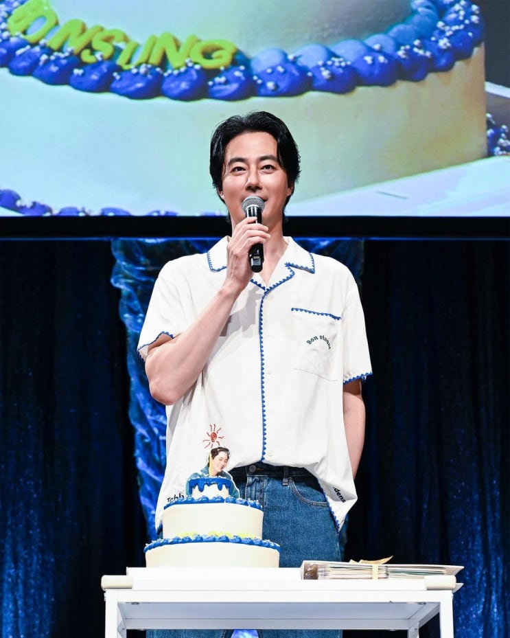  조인성, 송혜교 인스타그램 패션 코디 Tab Ludens 탭루덴스 오픈 칼라 셔츠 추천!