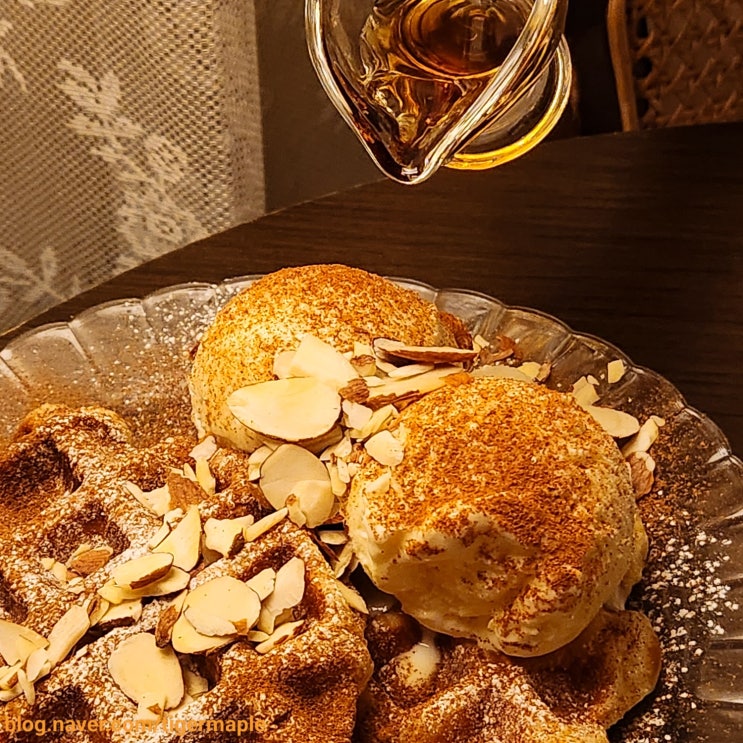 서울대입구 샤로수길 카페 황홀경 크림라떼 가성비 디저트 무료 리필 서울대입구 샤로수길 카페 황홀경 크림라떼 가성비 디저트 무료 리필