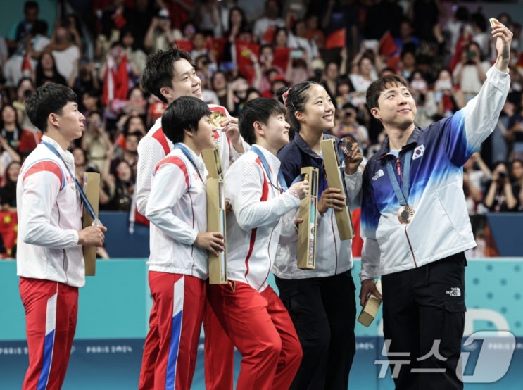 탁구 <b>혼합복식 동메달</b> <b>신유빈</b> <b>임종훈</b> 정보 전역 북한 은메달... 