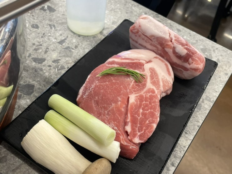  평내호평 촉촉한 목살이 맛있는 삼겹살 맛집 돈순장