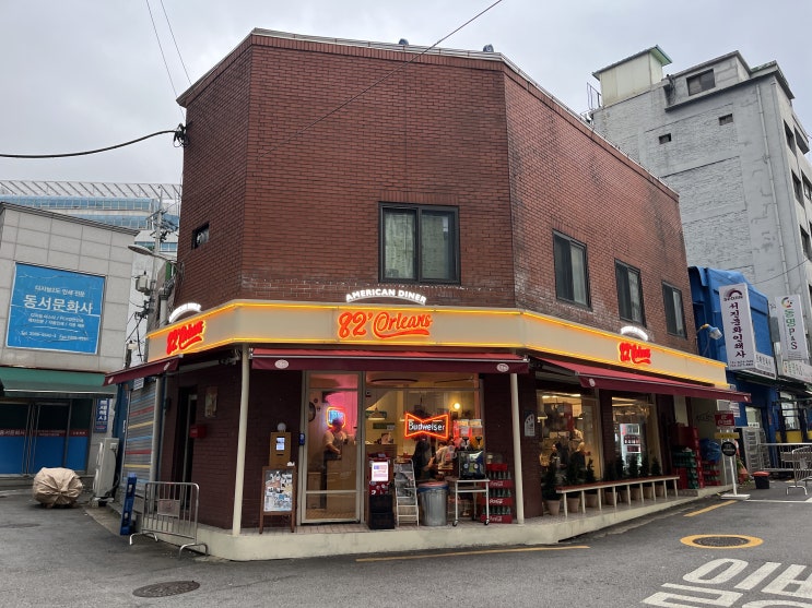  을지로 브런치 맛집 미국 남부 감성 충무로 데이트코스 82올리언즈