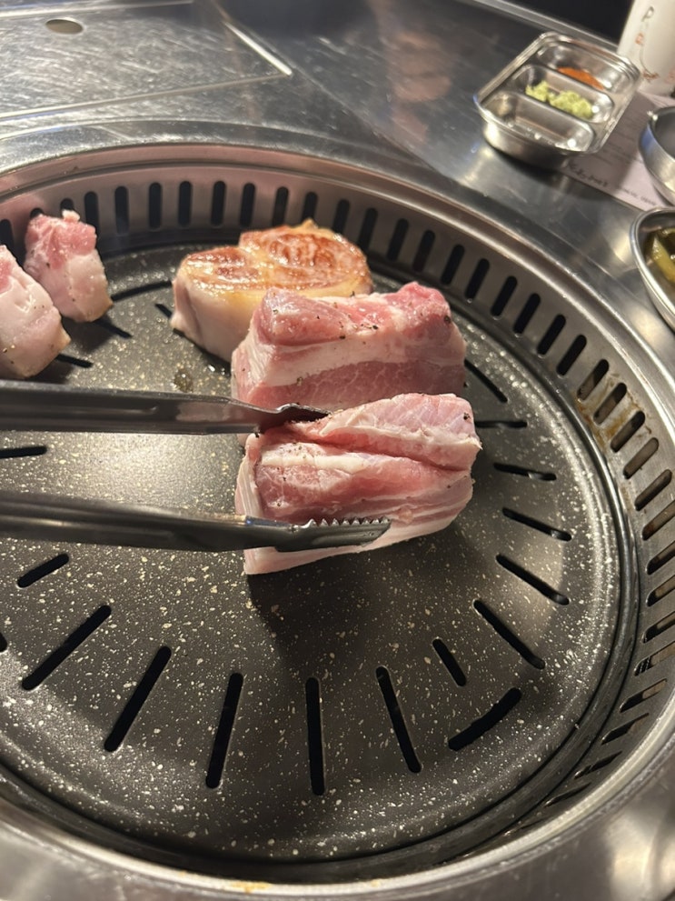  울산 태화강 국가정원 구워주는 고기집 오겹살 목살 맛집 모티