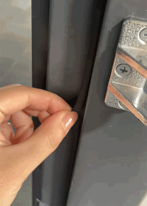[자취생활] 현관문 덜컹덜컹,, 한방에 해결해보자(여자혼자 SSAP 가능)