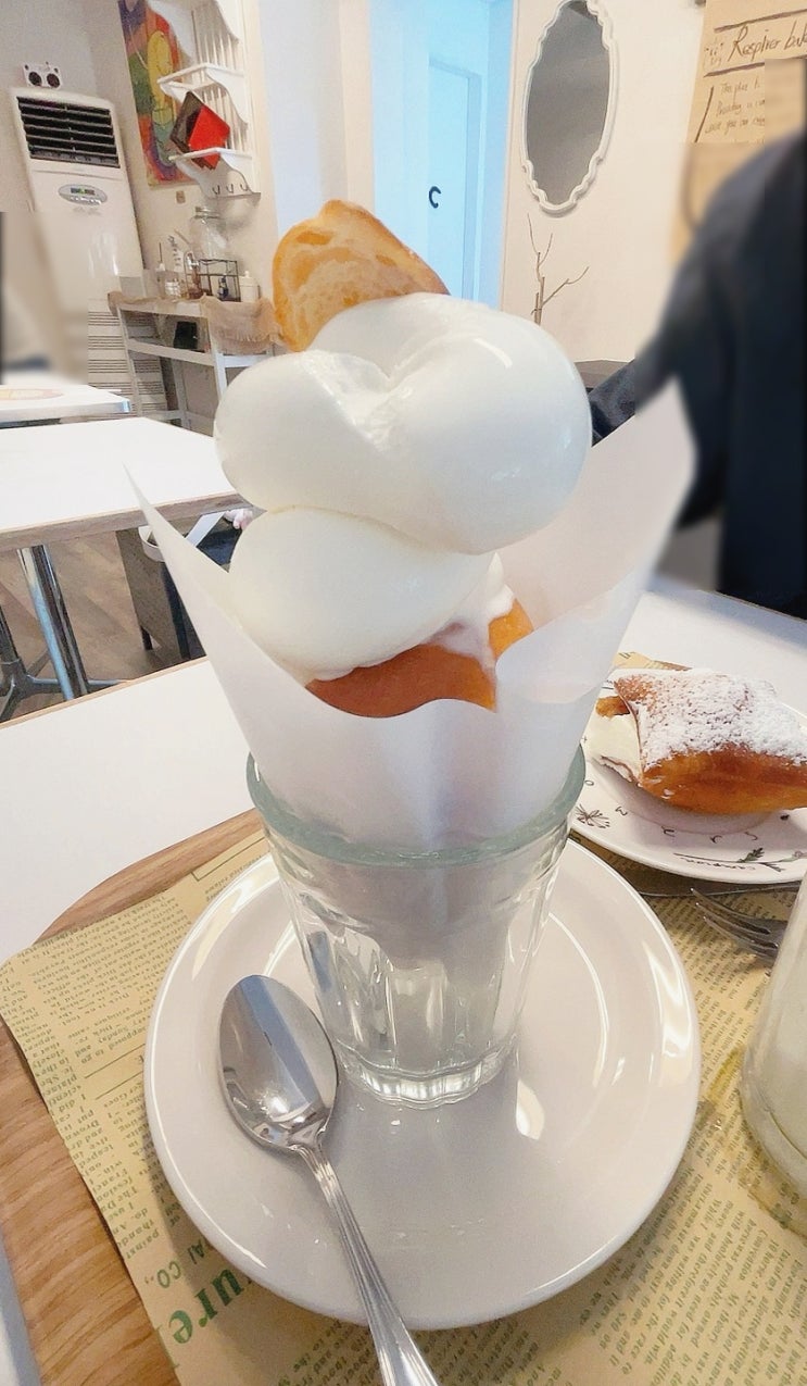  [서울 종로/효자동] 레스피레 - 맛있는 소금빵과 베녜가 있는 서촌 베이커리 카페