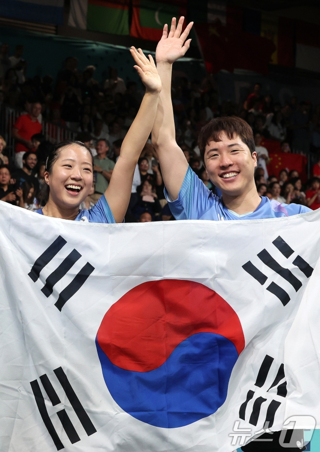 2024.7.31 탁구 혼합복식 <b>임종훈</b>-<b>신유빈</b> 동메달, '<b>입대</b> D-20... 