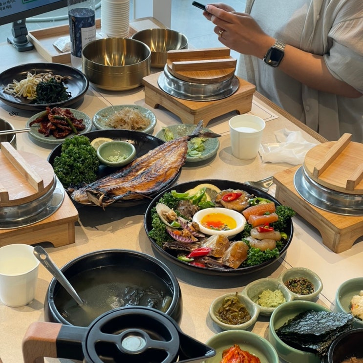  부산 명지 신상 맛집 명지 해솥 : 뷰 좋은 정갈한 솥밥정식 맛집
