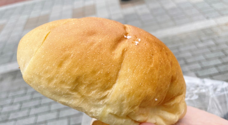  <마곡맛집/내돈내산> 앗 언제 소금빵 성지가 됐죠? 발산역 줄서는 소금빵 맛집 베이커리룬