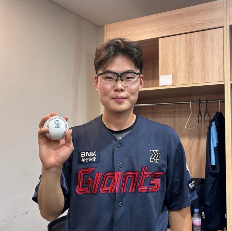  프로야구 롯데자이언츠를 구한 송재영, 새로운 마무리 투수 후보?