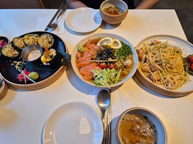  서울 샤로수길 맛집 추천 퓨전 일식 초이다이닝 샤로수길점