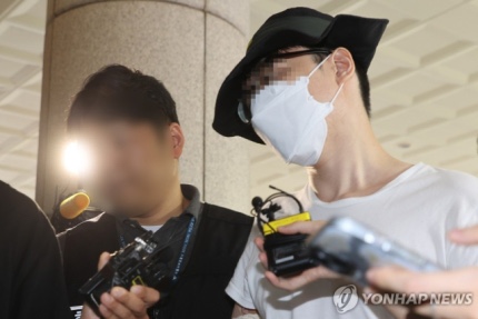 [속보]'<b>일본도 살인</b>' <b>피의자</b> "죄송한 마음 없다?"…영장실질심사... 