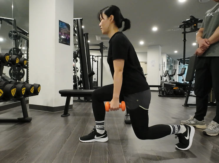  덤벨 스플릿 스쿼트 운동효과 남자 여자 엉덩이(대둔근, 중둔근) 운동