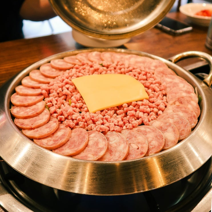  구디 점심 맛집,구디역 햄 가득한 '부대찌개대사관'