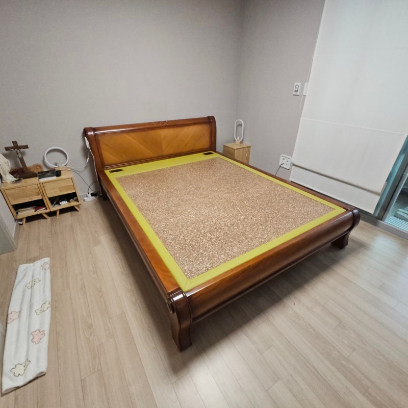 수맥돌침대 2인용 가죽리폼 보료천갈이 끈적이는가죽 교체로 새제품으로 변신 천연가죽 시....