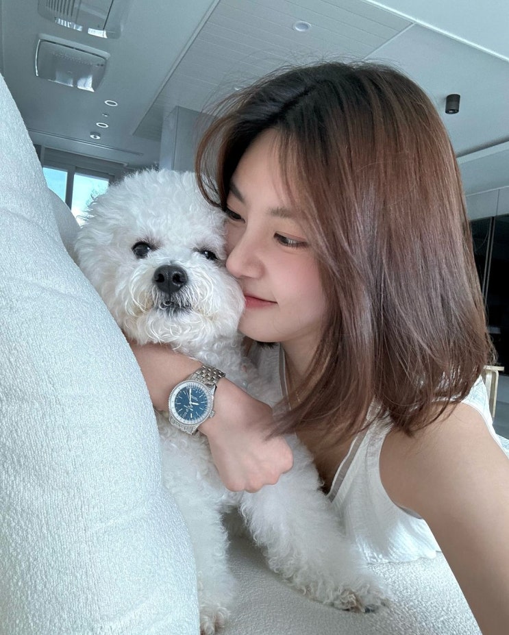  30대 여성 손목 메탈 시계 중에서 명품 브랜드 브라이틀링 네비타이머 여자 데일리 워치 살펴보기 ft. 박나언