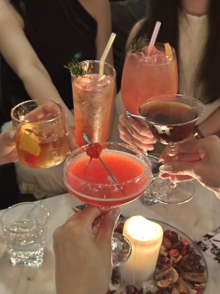  부산/전포ㅣ힙지로 감성 분위기 맛집 칵테일바 '포스터바'