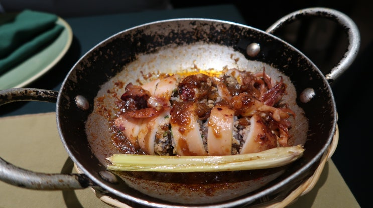 호이안 올드타운 맛집 모닝글로리 오리지널