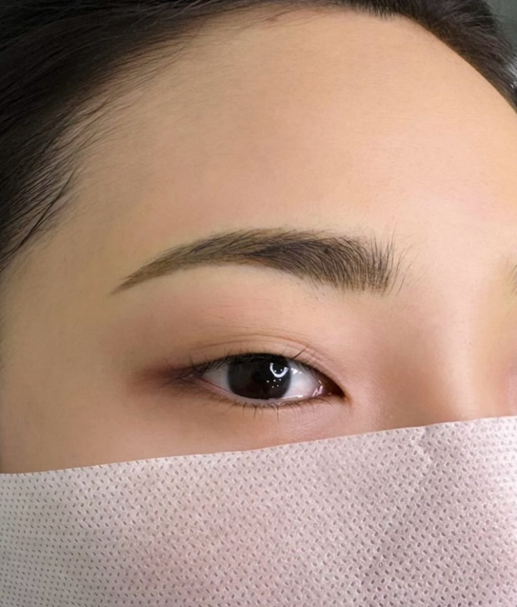  모란눈썹문신 남들과 차별화된 눈썹을 원한다면!