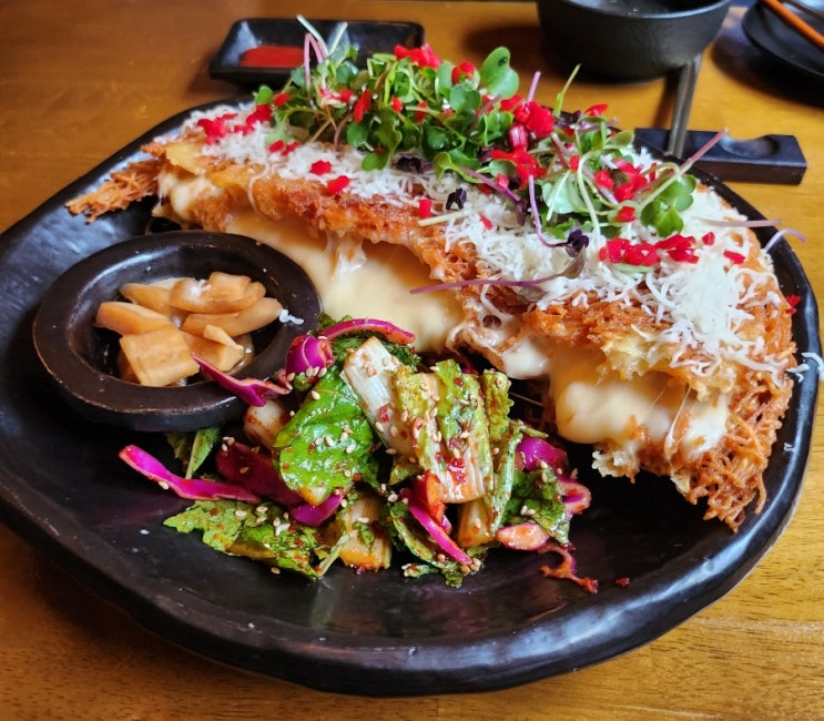  안주 비주얼부터 맛까지 다 멋있는 사직동술집 주양간