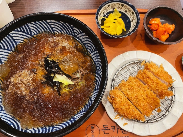  [인천 부평/갈산동] 돈카춘 부평점 - 영화 보기 전후 깔끔한 식사 가능한 돈까스 맛집 (feat.살얼음 냉모밀, 미니 카레)