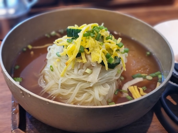 부산역 밀면 맛집 한식반상 양산국밥! 밀면과 갈비탕으로 아이와 함께 든든한 점심 부산역 밀면 맛집 한식반상 양산국밥! 밀면과 갈비탕으로 아이와 함께 든든한 점심