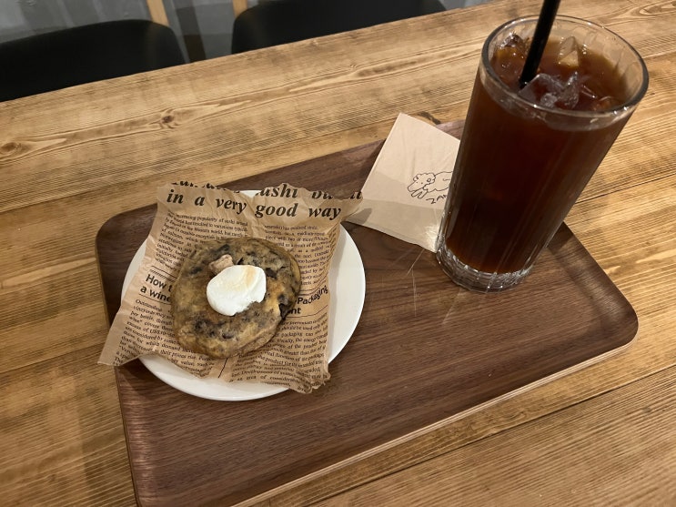  서울역 카페 청파동 굴다리 밑 아지트 잠시