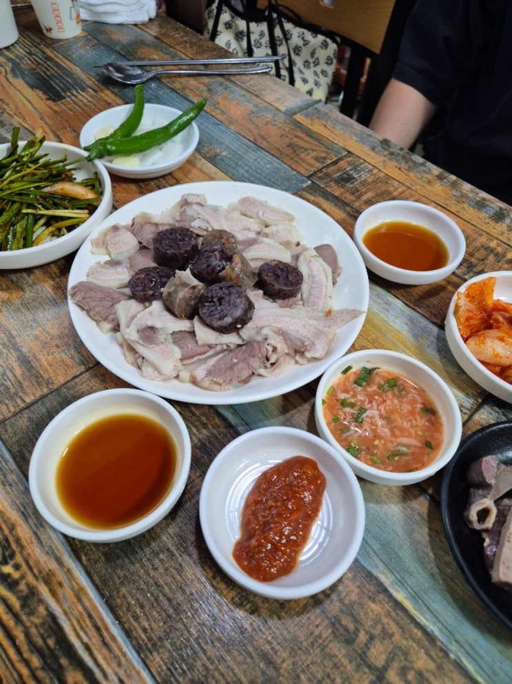  부산 광안리 국밥 자매국밥 주말 웨이팅 솔직한 맛 + 재방문 의사 없음