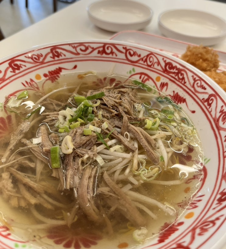  세종 아시안키친 아이와 차돌양지쌀국수 직화고기분짜 텃만꿍(멘보샤) 먹은 후기
