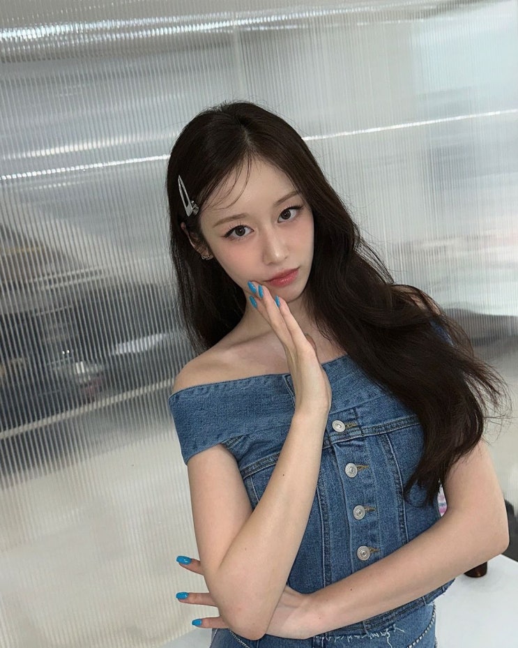  진짜 오늘처럼 더운 날씨 옷차림에 뭐입지 고민할때 딱인 데님 오프숄더 셔츠 블라우스 코디 ft. 지연