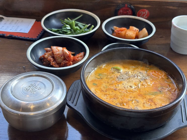  서울대입구 혼밥하기 좋은 국밥맛집 보승회관 24시간 영업